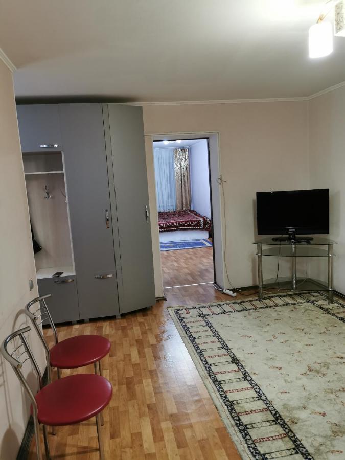 2 Комн Квартира В Центре По Пушкина Kostanay Ngoại thất bức ảnh